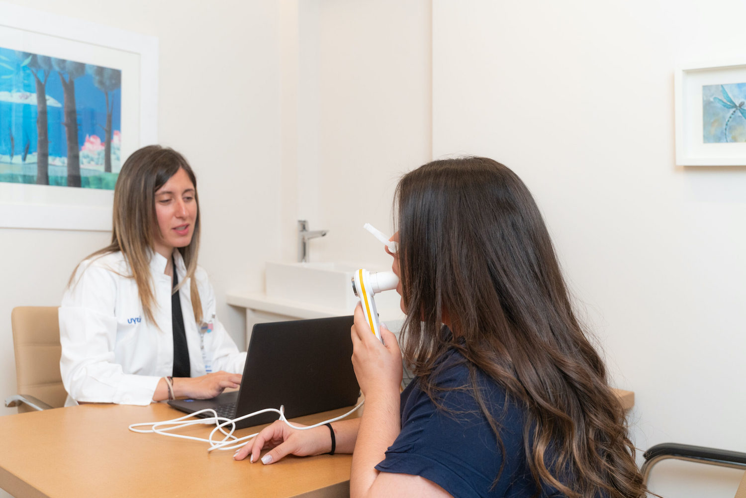 μίνα γκάγκα ιατρείο